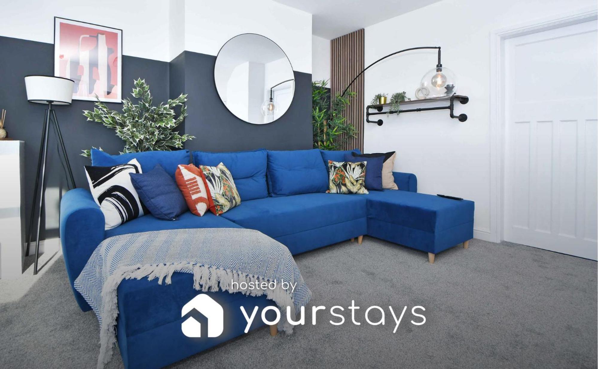 Lily House By Yourstays - Cosy 3 Bedroom House In Crewe Exterior foto